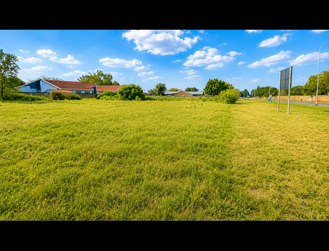 1,020M² VACANT LAND FOR SALE IN KOOKRUS